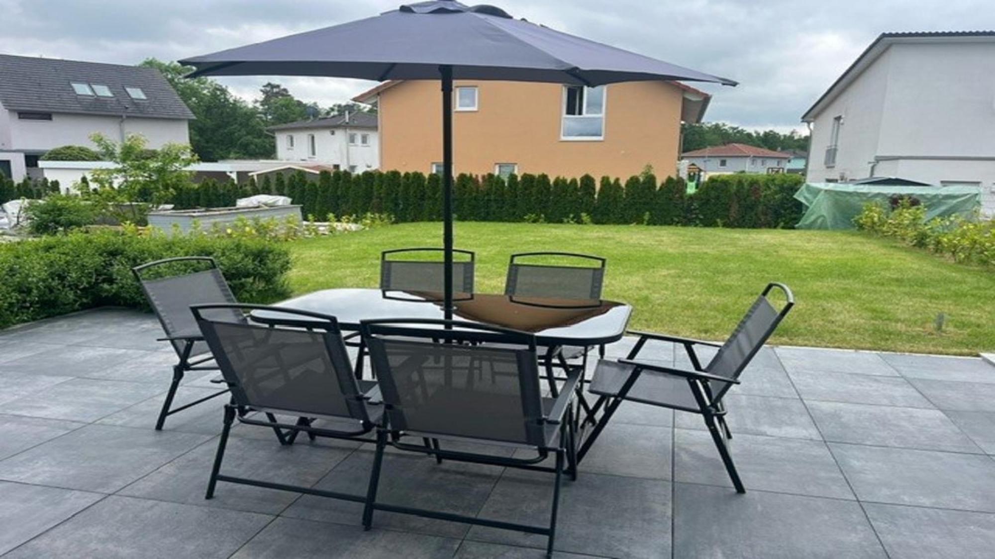 Moderne Ferienwohnung Sonnenbuehl Singen Exterior foto